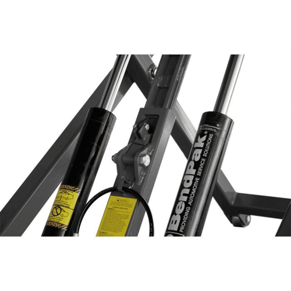 BendPak LR-60 2721.6 kg Low-Rise Scissor Car Lift