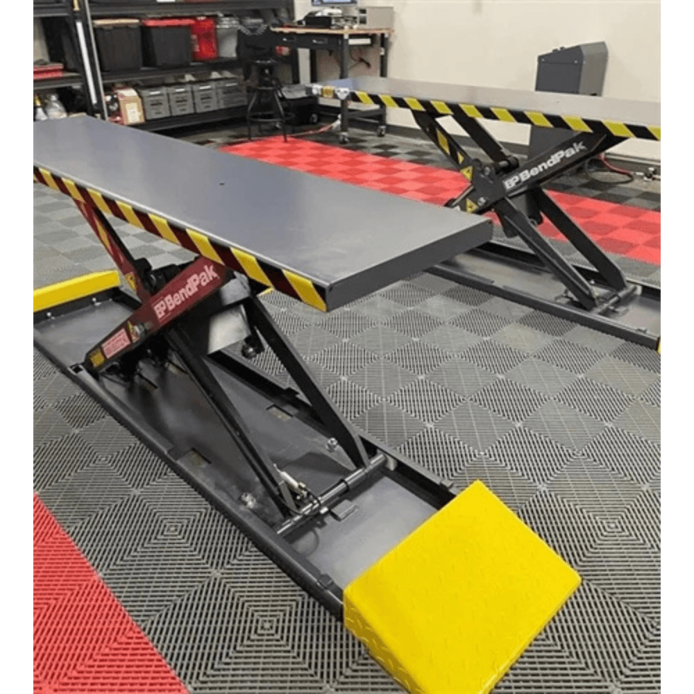MDS-6EXT 2721.6 kg Extended Platform Mid-Rise Scissor Lift